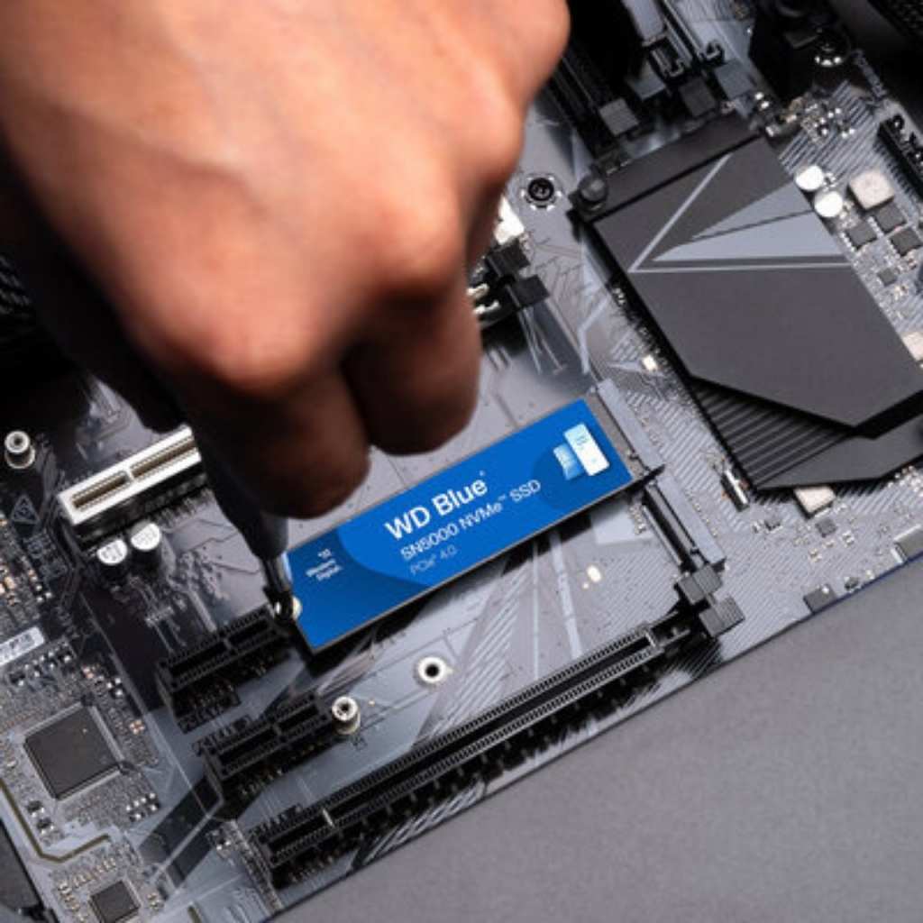 WD Blue SN5000 1TB NVMe SSD PCIe Gen4 5150MB/s Read High Endurance M.2 2280