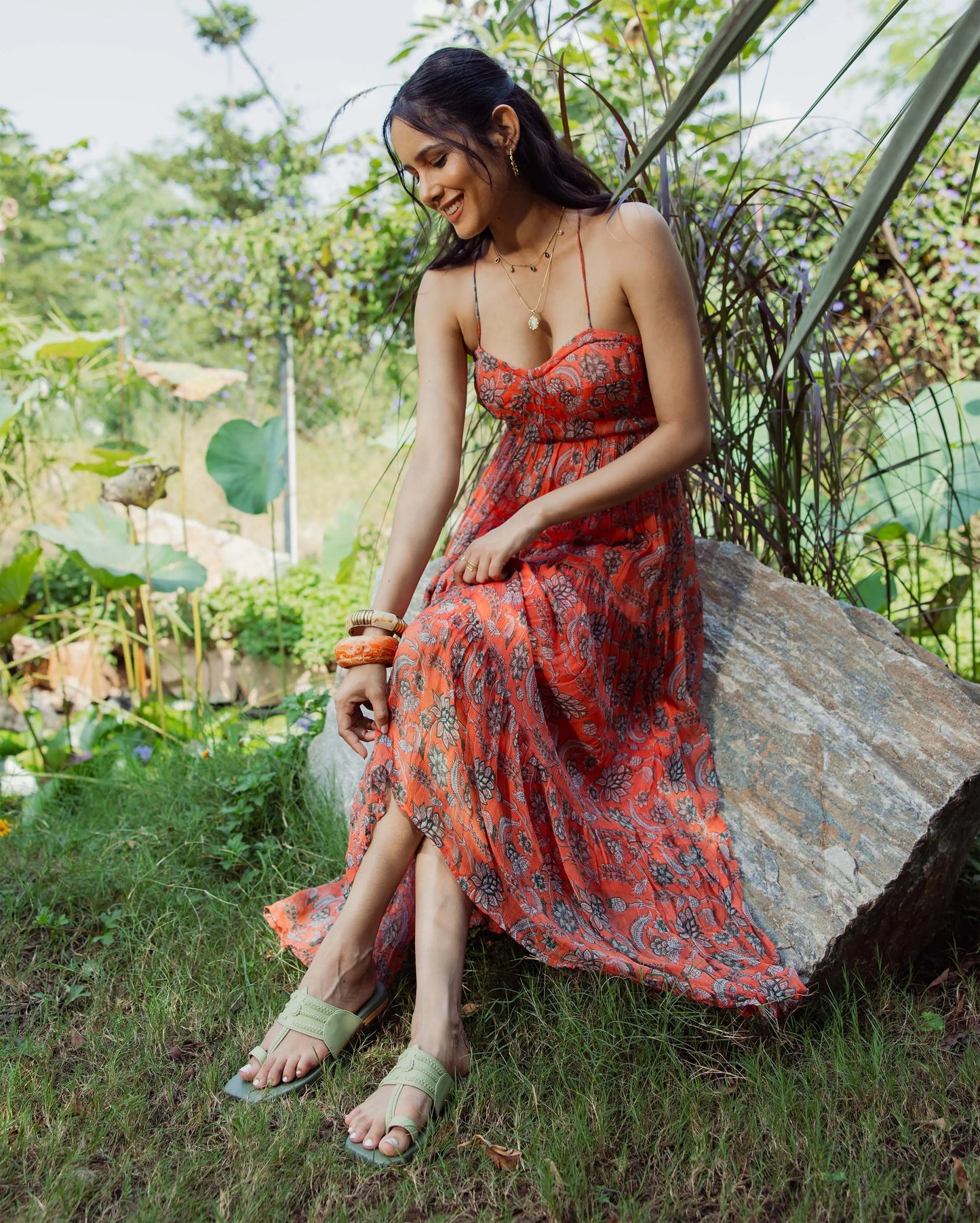 Pale Leaf Kolha Flats My Store