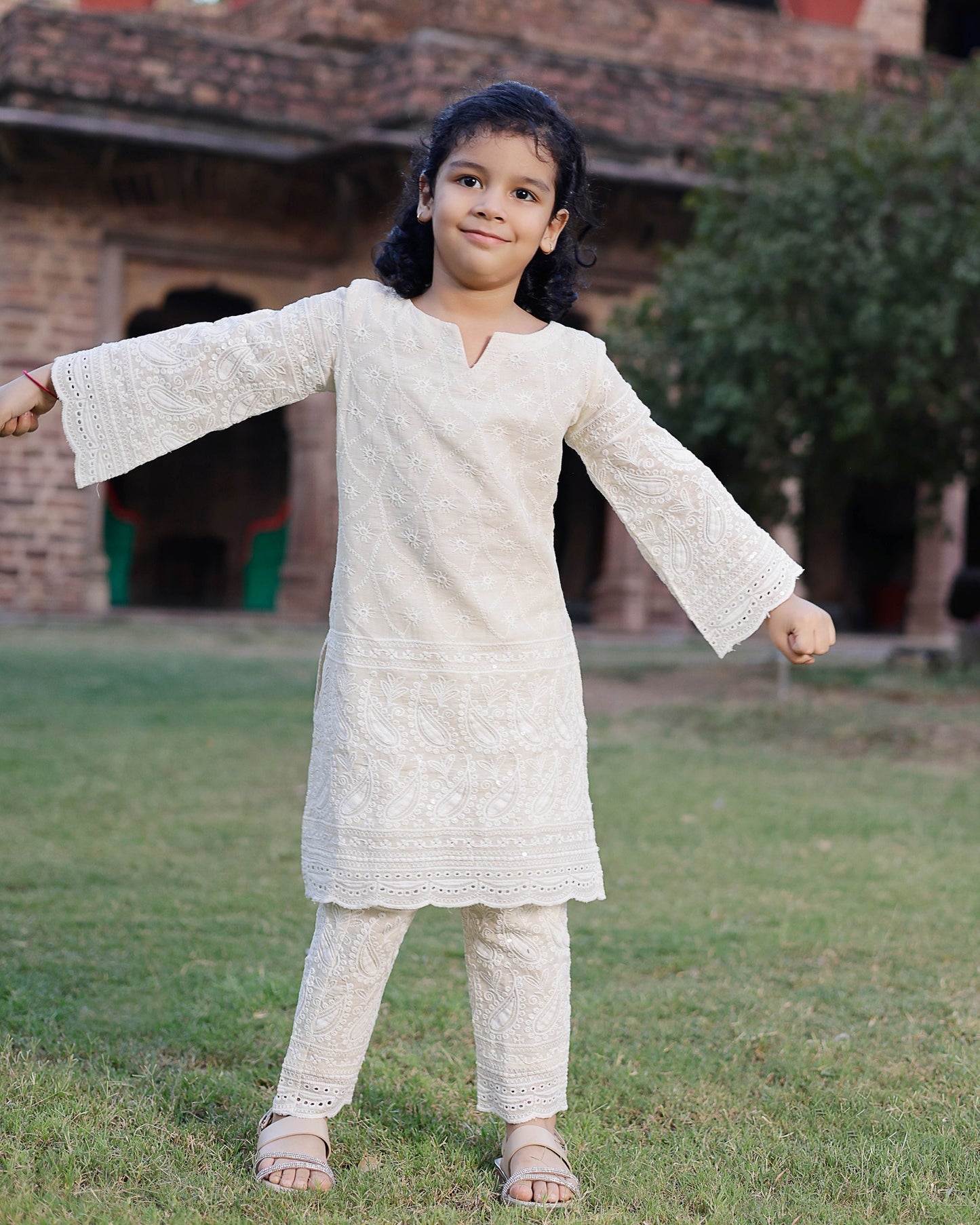 Umiko Embroidered Cotton Kurta Set My Store