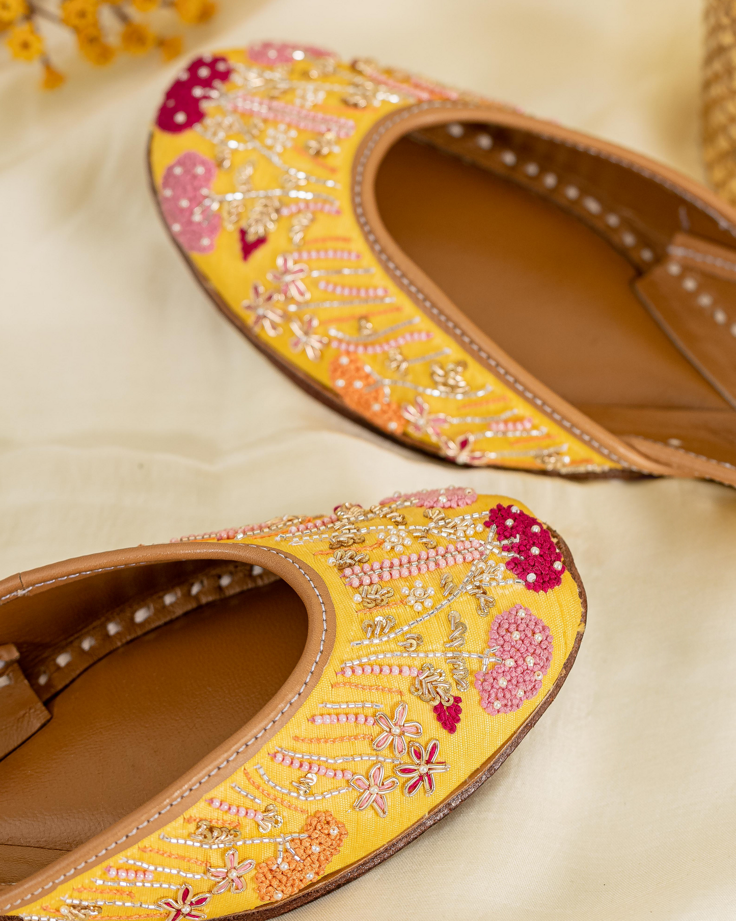 Marshmallow Crunch Handcrafted Jutti Quick Cart