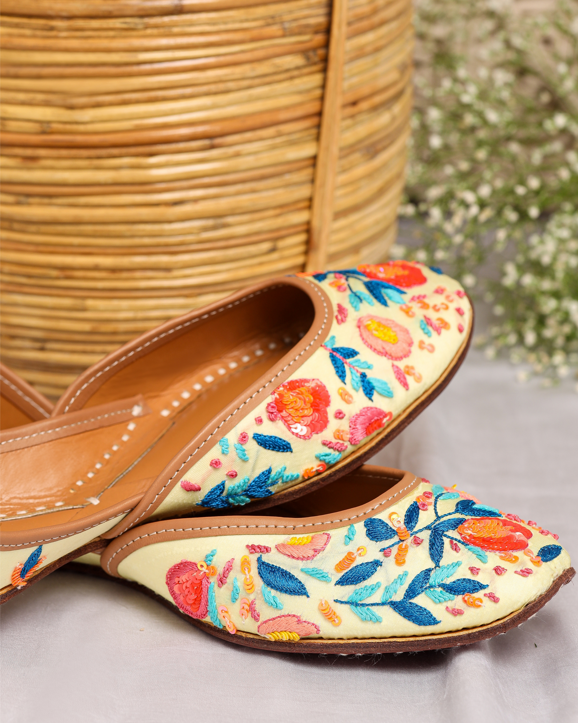 Dragon Fly Handcrafted Jutti Quick Cart