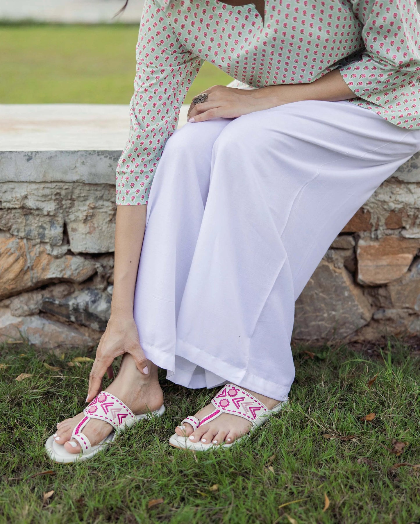 Azalea white Kolha Flats My Store