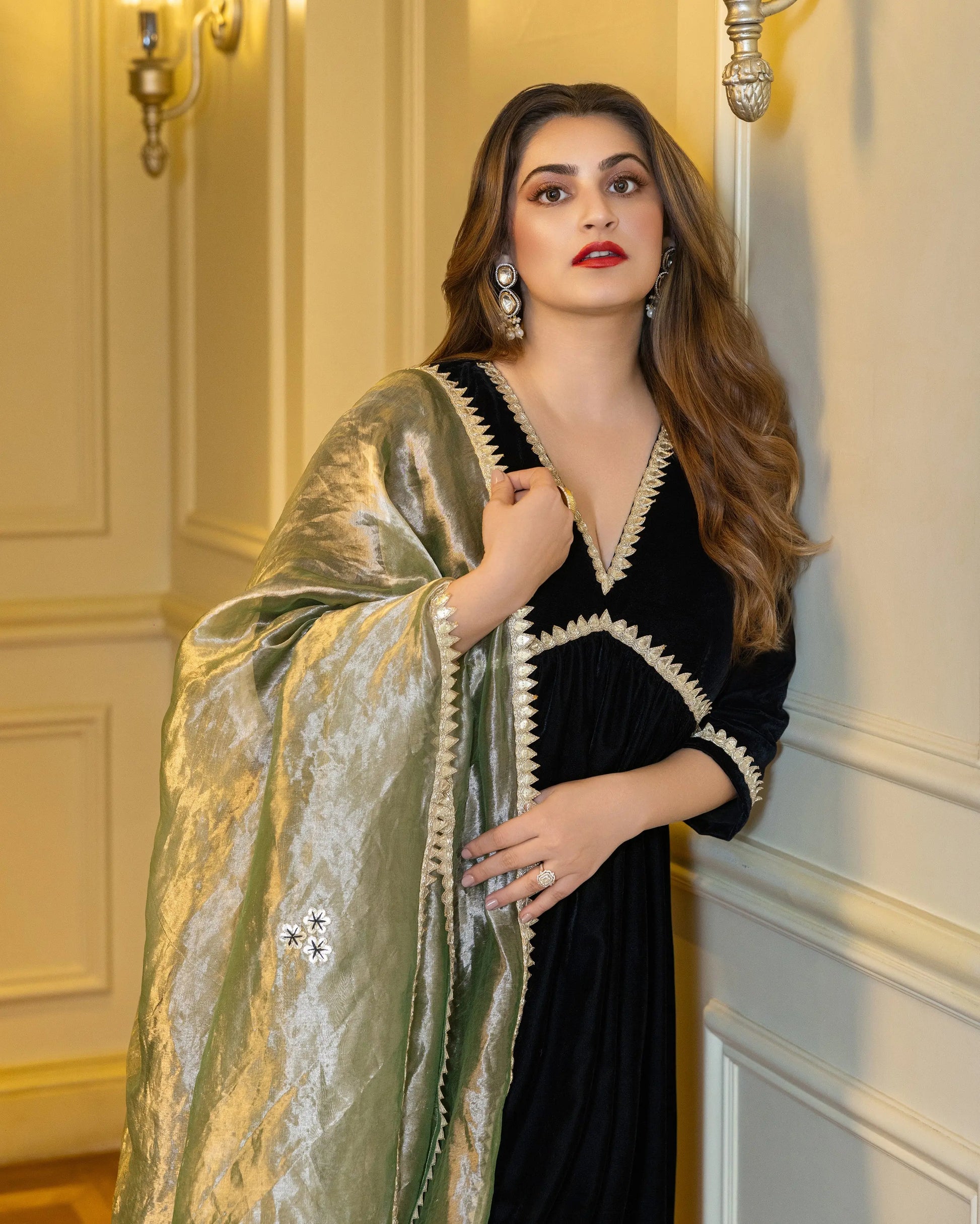 Kalki Black Solid Velvet Suit Set My Store