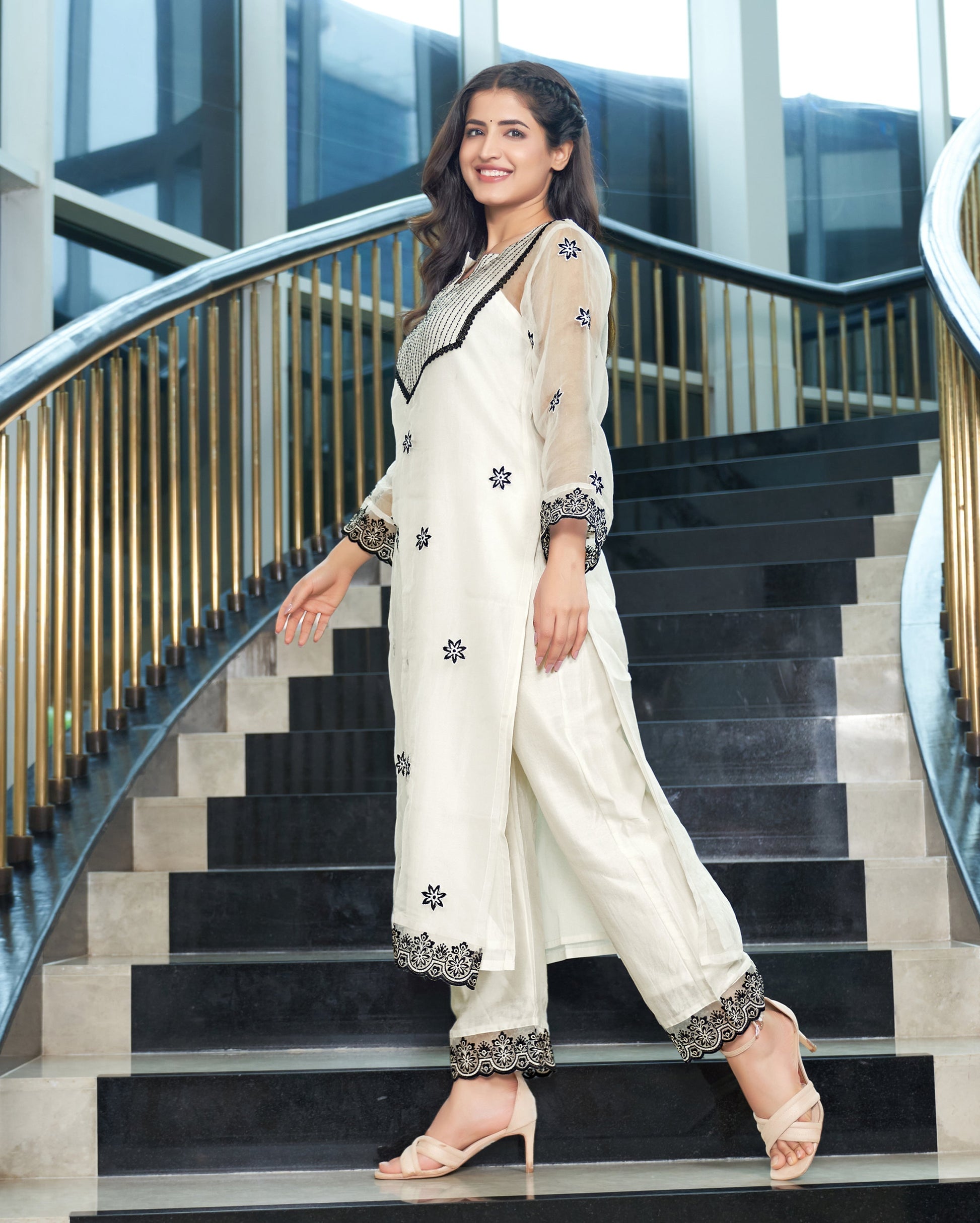 Sukriti White Embroidered Organza Kurta Set Quick Cart