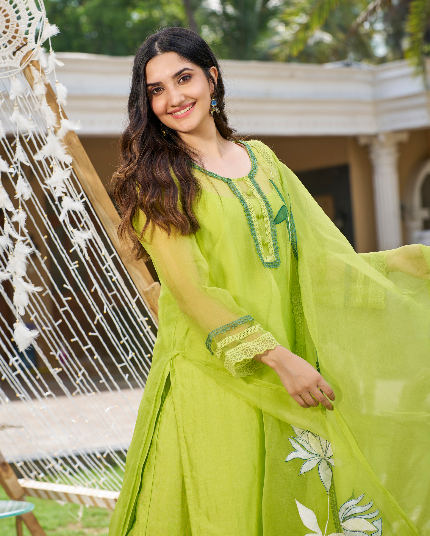 Daai Neon Green Applique Organza Kurta Set Quick Cart