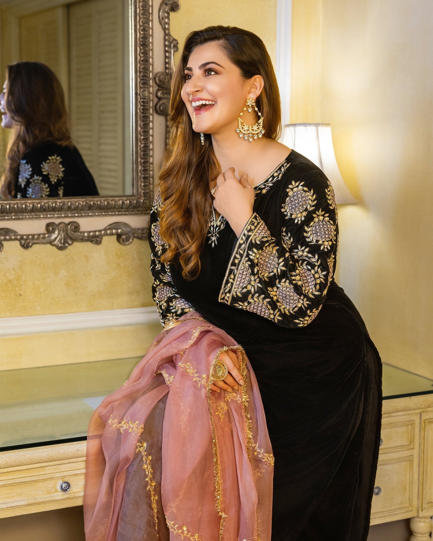 Siyahi Black Embroidered Velvet Suit Set My Store