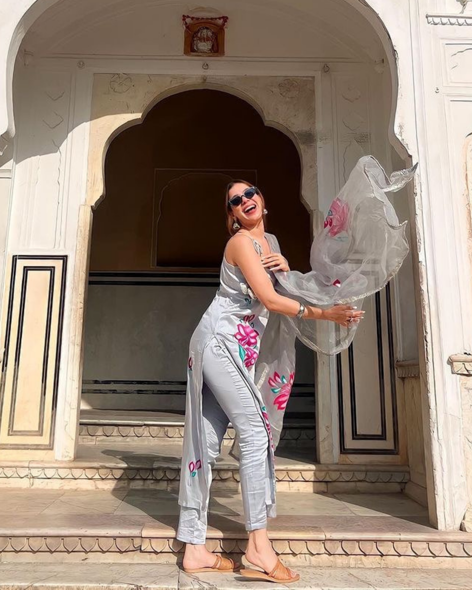 Arabic Grey Handpainted Suit Set Quick Cart