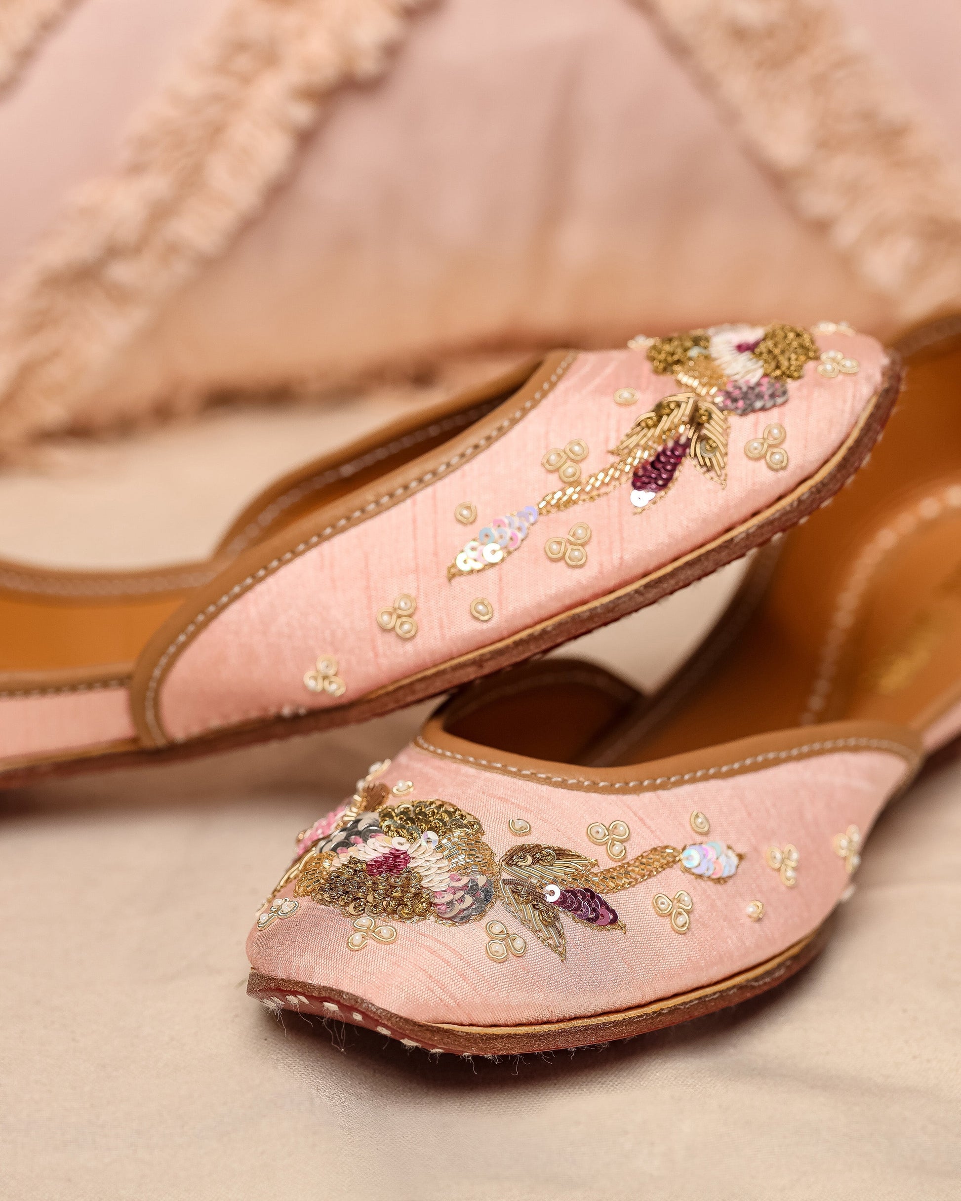 Cosmetic Peach Handcrafted Jutti Quick Cart