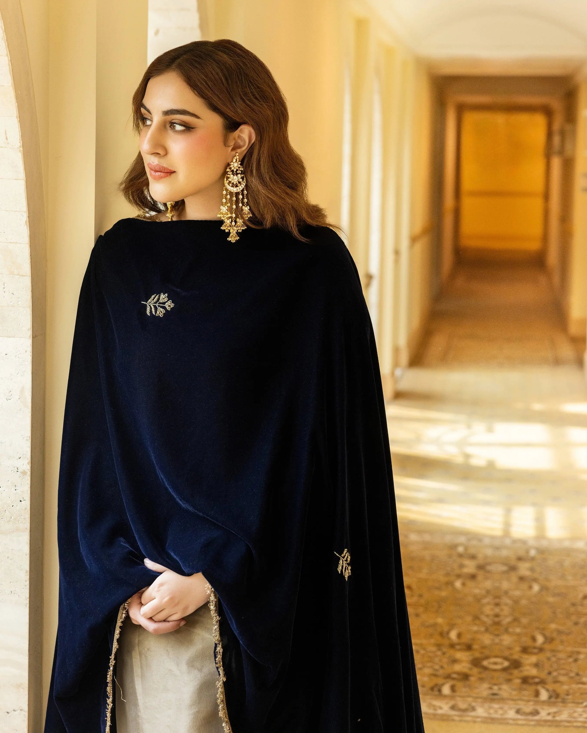 Badshahi Navy Solid Velvet Shawl My Store
