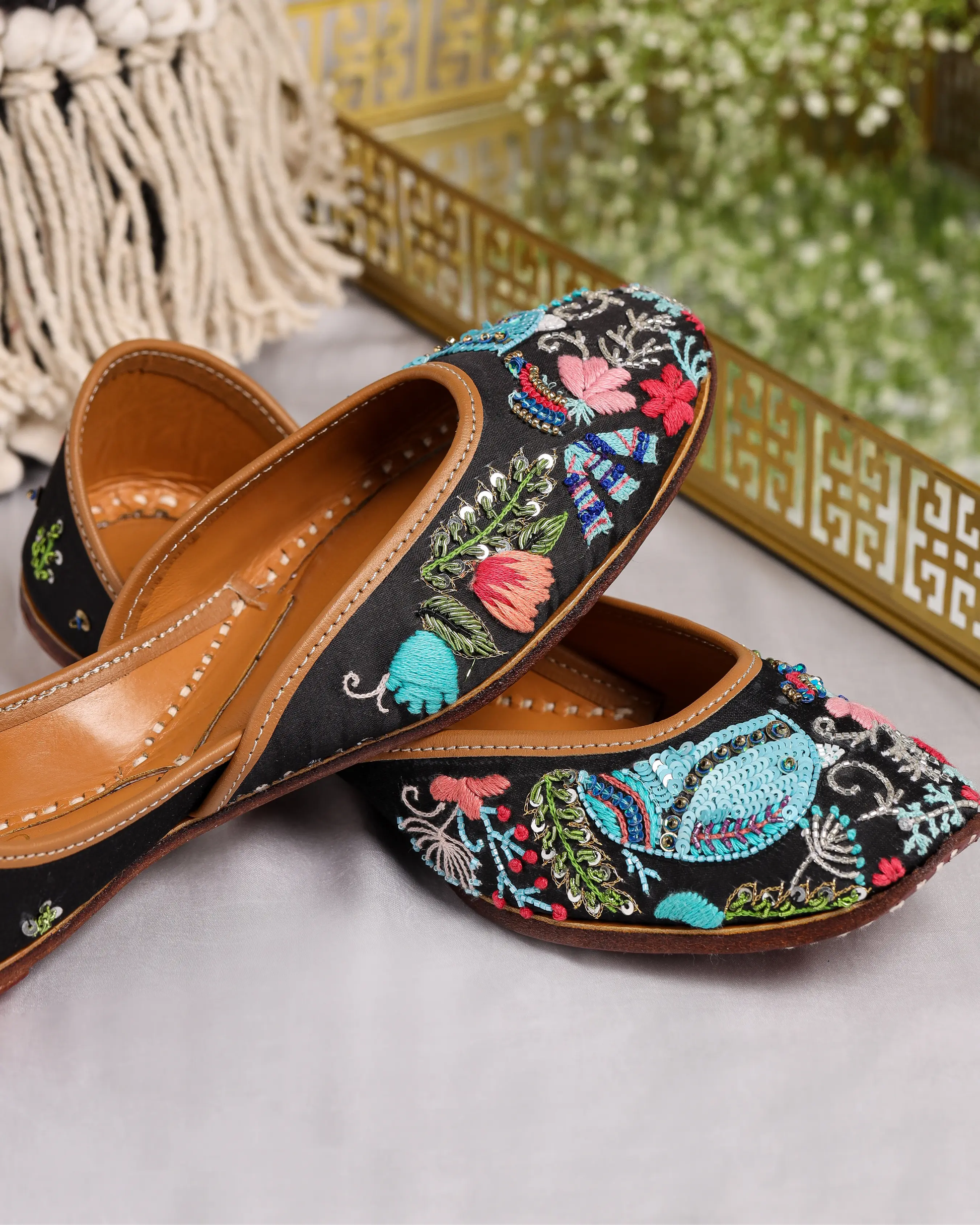 Black Bing Handcrafted Jutti My Store