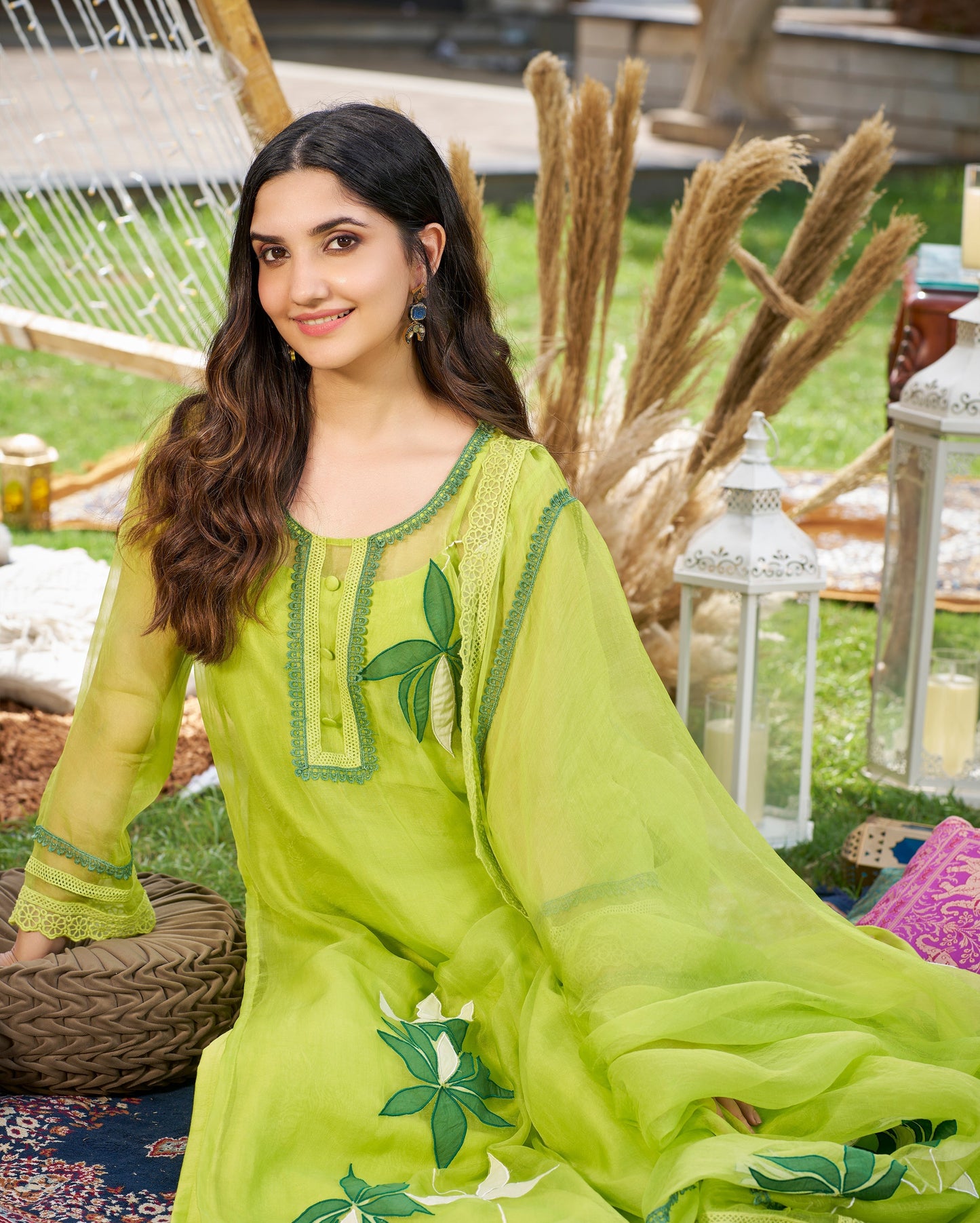 Daai Neon Green Applique Organza Kurta Set Quick Cart