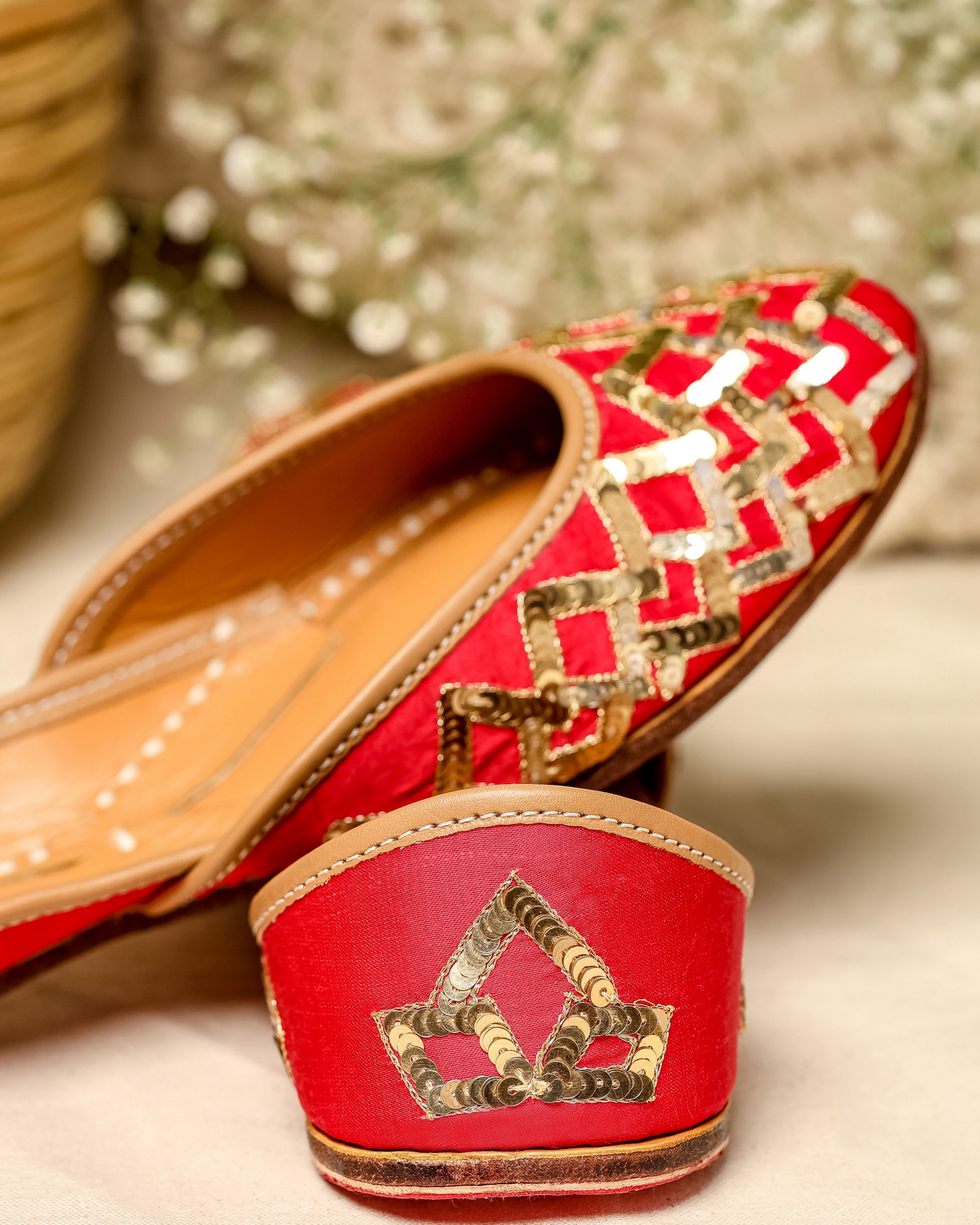 Red Mahogany Handcrafted Jutti Quick Cart