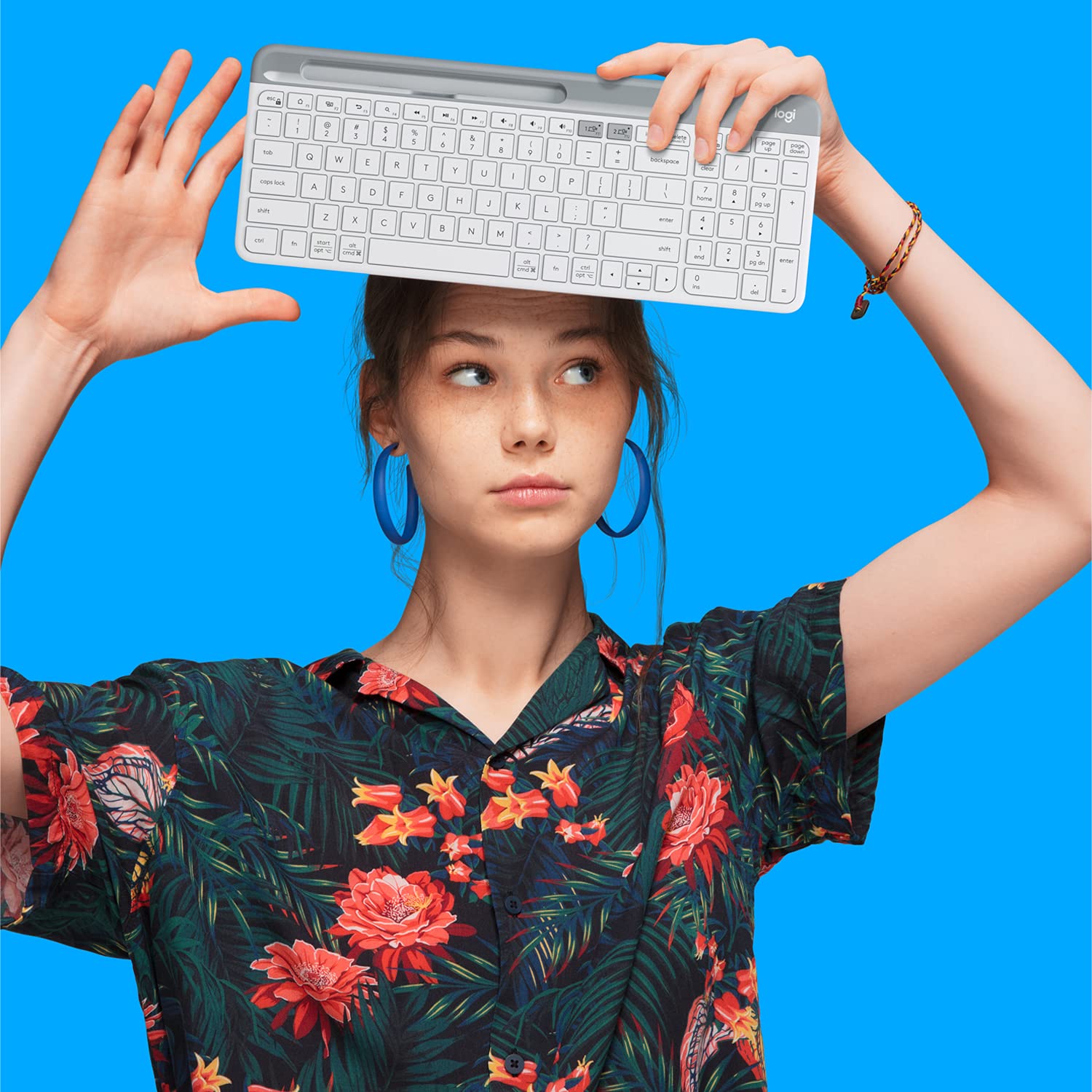 Logitech K580 Slim Multi-Device Wireless Keyboard – Bluetooth Receiver White