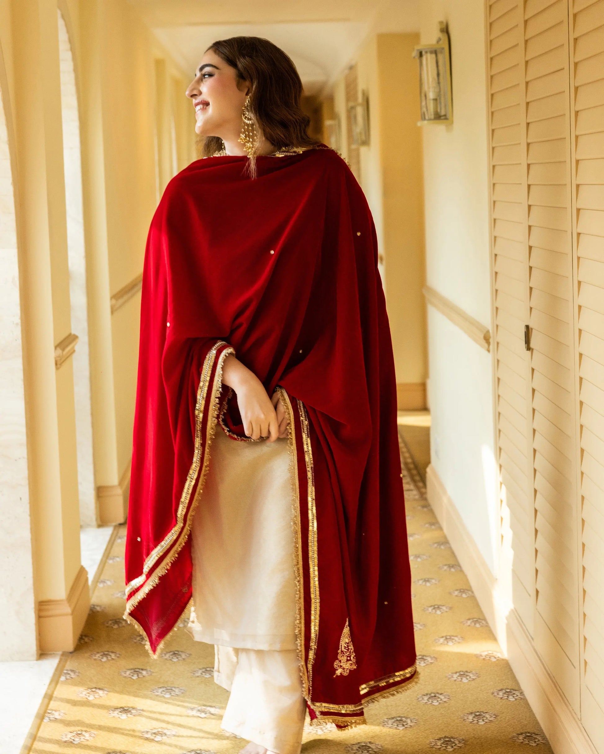 Dastar Red Solid Velvet Shawl My Store