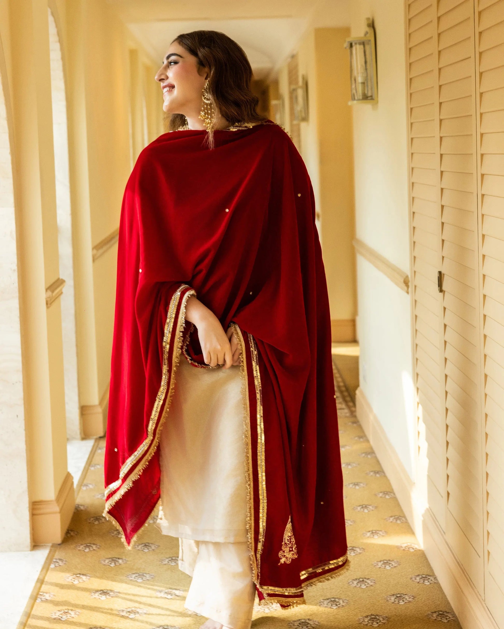 Dastar Red Solid Velvet Shawl My Store