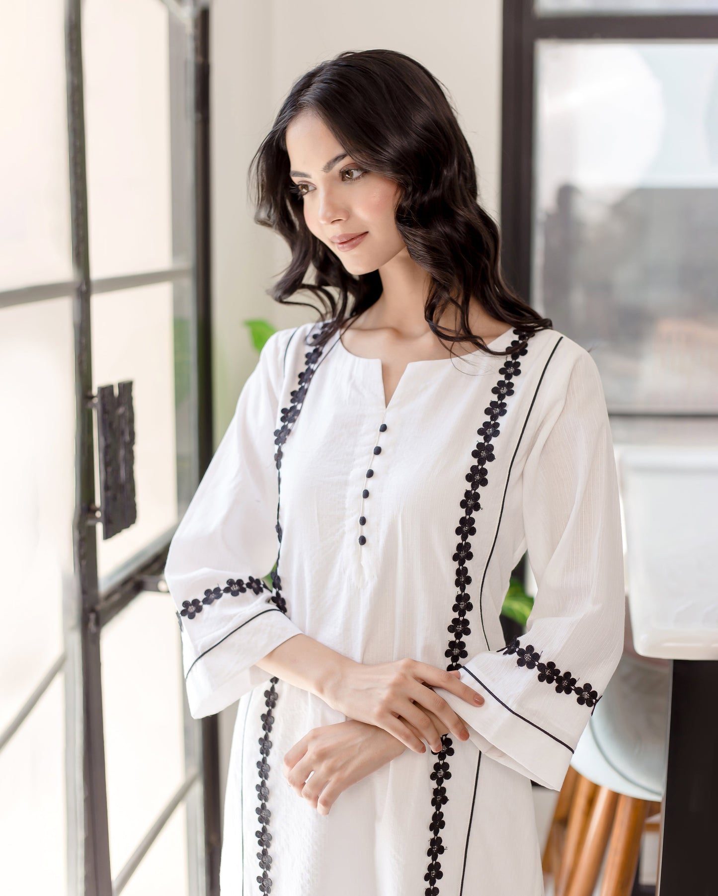 Calla White Solid Cotton Coord Set Quick Cart